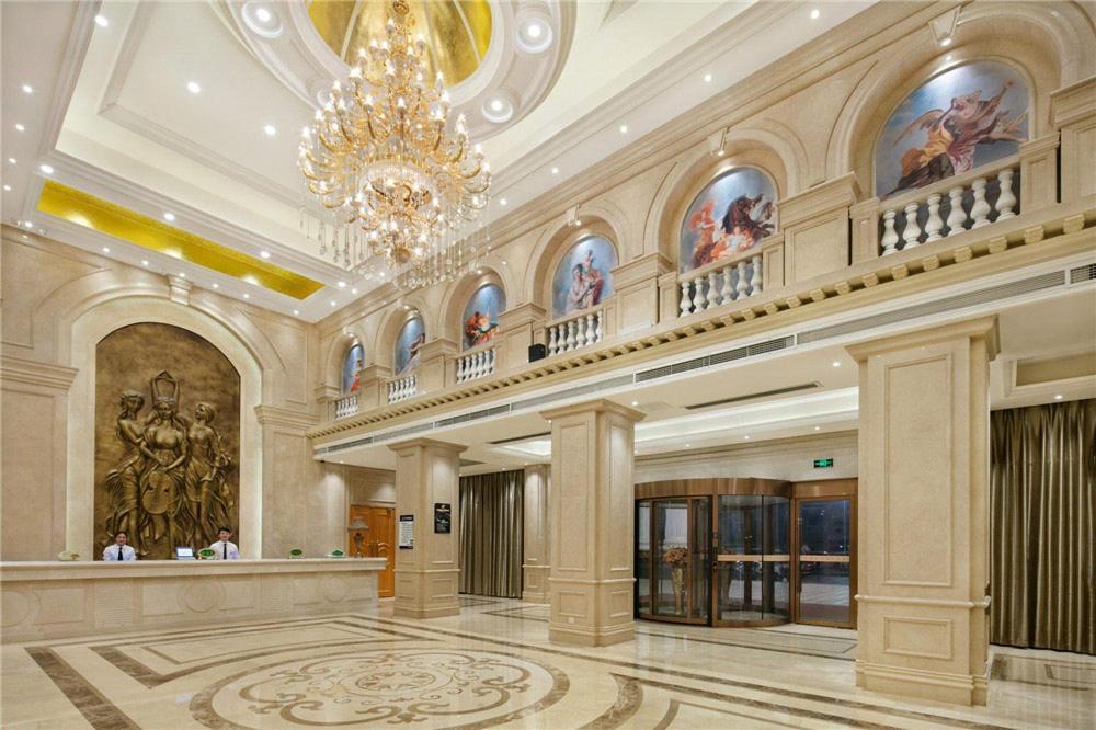 Vienna Hotel Zhengzhou Zhongyuan Futa Bagian luar foto
